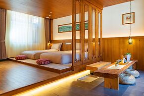 Lijiang Passing-Cloud Resort