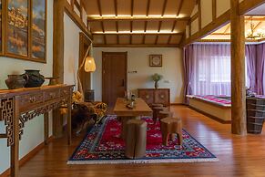 Lijiang Passing-Cloud Resort