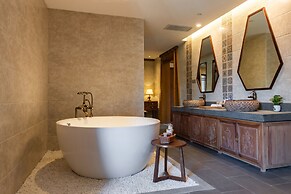 Lijiang Passing-Cloud Resort