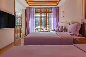 Lijiang Passing-Cloud Resort