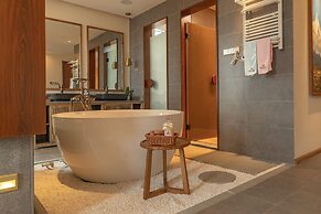 Lijiang Passing-Cloud Resort