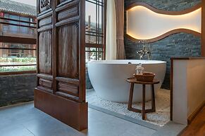 Lijiang Passing-Cloud Resort