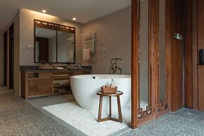 Lijiang Passing-Cloud Resort