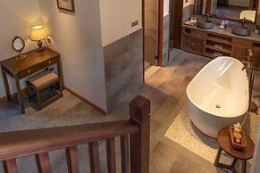 Lijiang Passing-Cloud Resort