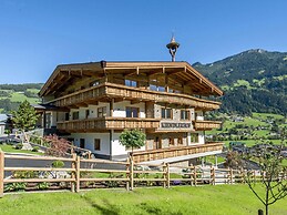 Secluded Farmhouse in Tyrol near Ski Area