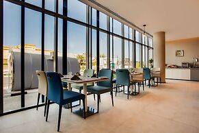 Lemon Tree Hotel Jumeirah Dubai