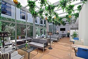 Lemon Tree Hotel Jumeirah Dubai