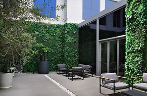 Lemon Tree Hotel Jumeirah Dubai