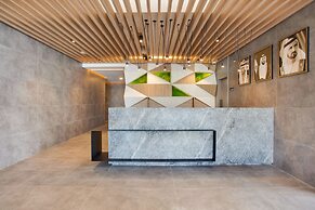 Lemon Tree Hotel Jumeirah Dubai