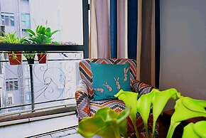 Avatar American Style Large Queen Bed Apartment