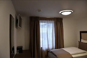 Myrsini Hotel