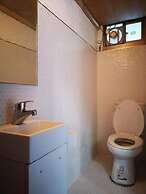 Yiyi Homestay