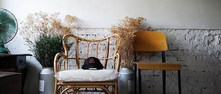Yiyi Homestay