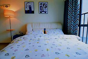 Avatar City Zebra Large Queen Bed & High Rise View