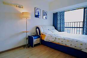 Avatar City Zebra Large Queen Bed & High Rise View