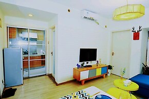 Avatar City Zebra Large Queen Bed & High Rise View