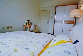 Avatar City Zebra Large Queen Bed & High Rise View