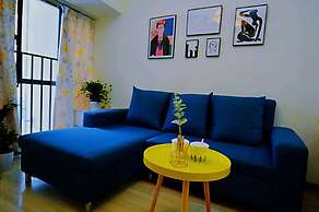 Avatar City Zebra Large Queen Bed & High Rise View