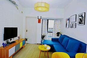 Avatar City Zebra Large Queen Bed & High Rise View