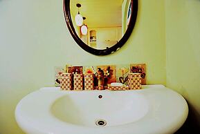 Avatar Green Queen Round Bed High Rise View Futian