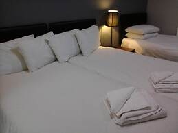 The Liverpool Inn Hotel