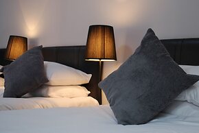 The Liverpool Inn Hotel