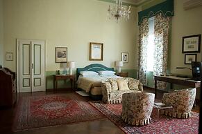 Palazzo Arrivabene B&B