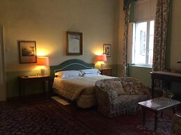 Palazzo Arrivabene B&B