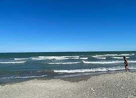 Tidy Chalet with Terrace near Sea