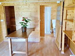 Wooden Chalet with Terrace near Sea