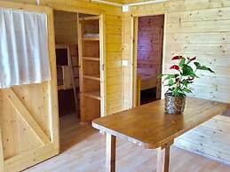 Wooden Chalet with Terrace near Sea