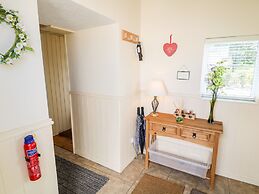 Whispering Willows - The Bungalow