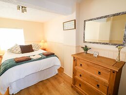 Whispering Willows - The Bungalow