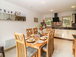 Ring of Kerry Golf Club Cottage