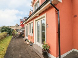 Ring of Kerry Golf Club Cottage