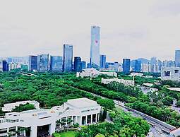 Avatar Young Lion Large Queen Bed & High Rise View