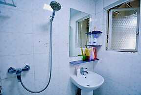 Avatar Young Lion Large Queen Bed & High Rise View