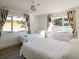 Macreddin Rock Holiday Cottage