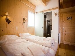 Quiet Chalet in Turracherhöhe with Sauna & Indoor Hot Tub