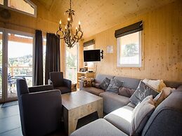 Quiet Chalet in Turracherhöhe with Sauna & Indoor Hot Tub