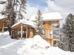 Quiet Chalet in Turracherhöhe with Sauna & Indoor Hot Tub