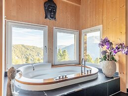 Quiet Chalet in Turracherhöhe with Sauna & Indoor Hot Tub
