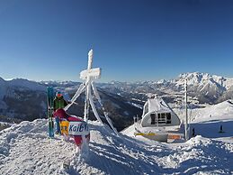 Welcoming Apartment Near ski Slopes