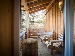 Peaceful Chalet in Turracherhöhe with Indoor Hot Tub