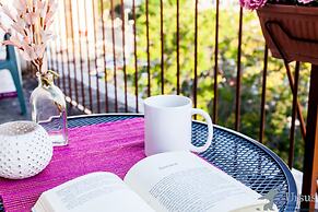 Royal View Apartment