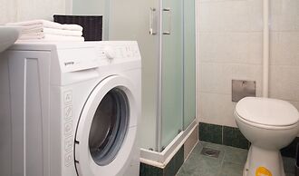 Royal View Apartment