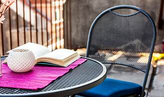 Royal View Apartment