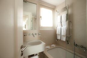 Les Fleurs Bleues chalets