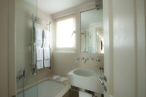 Les Fleurs Bleues chalets