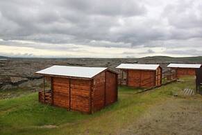Hlid Huts